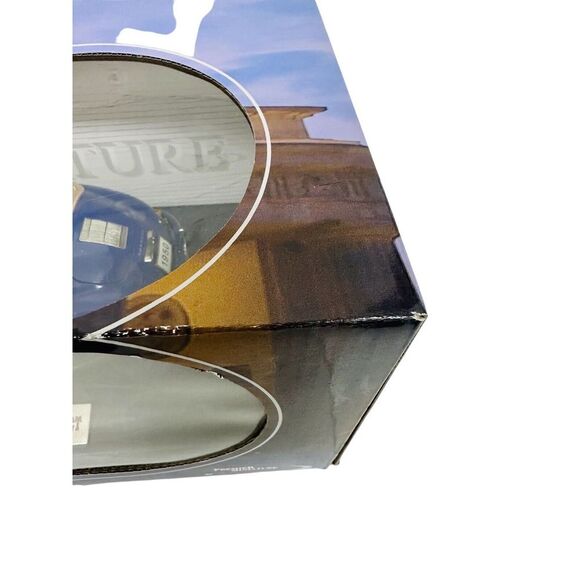 Porsche 356 Cabriolet 1950 1:18 Premier Miniature By  Signature Models #38201 - Picture 8 of 13